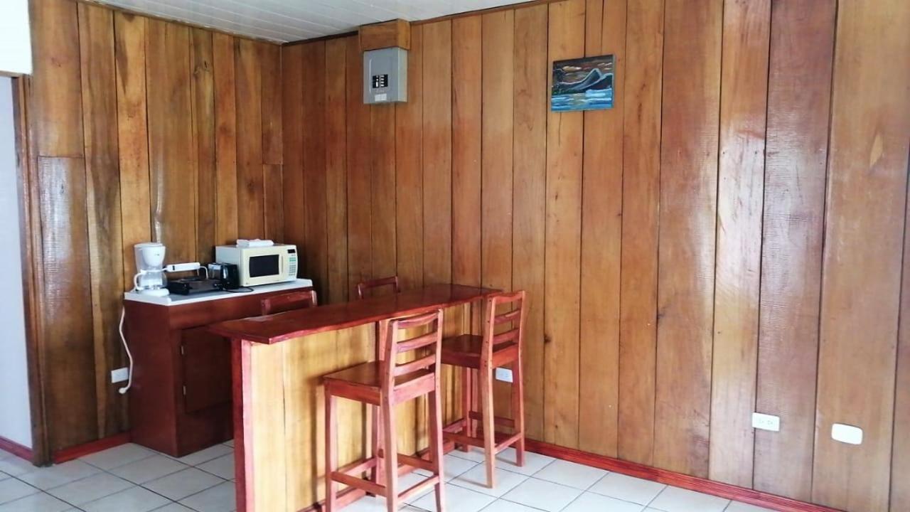 Apartamentos Villa Arenal #3 La Fortuna Luaran gambar